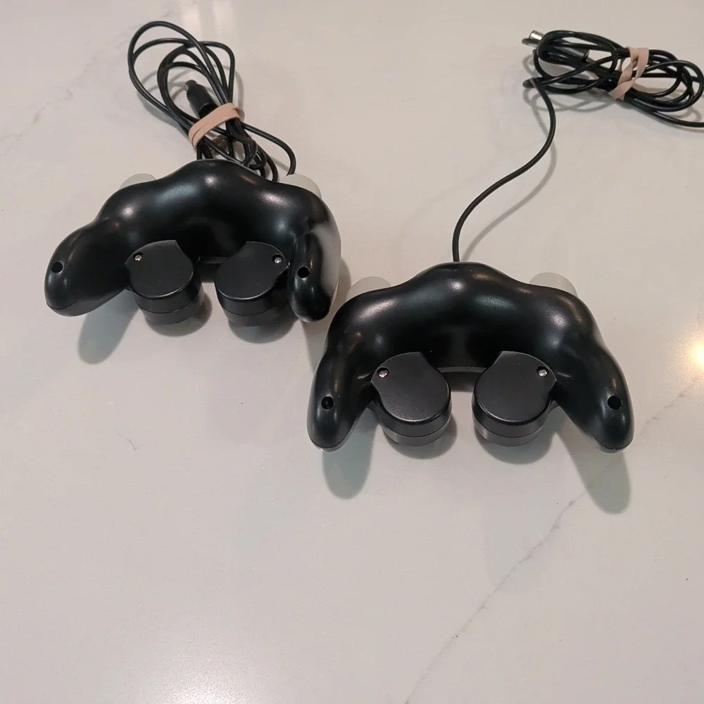 CIPON GameCube Controller Nintendo GameCube Wired, Black, Two Pack